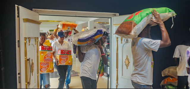 Volunteering at Food Banks - What to Expect and How to Get Involved - Ark Food Bank